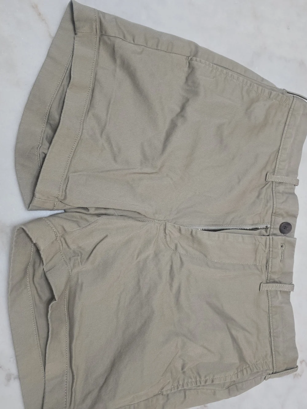 J. Crew MENS tretch Chino Shorts in Khaki